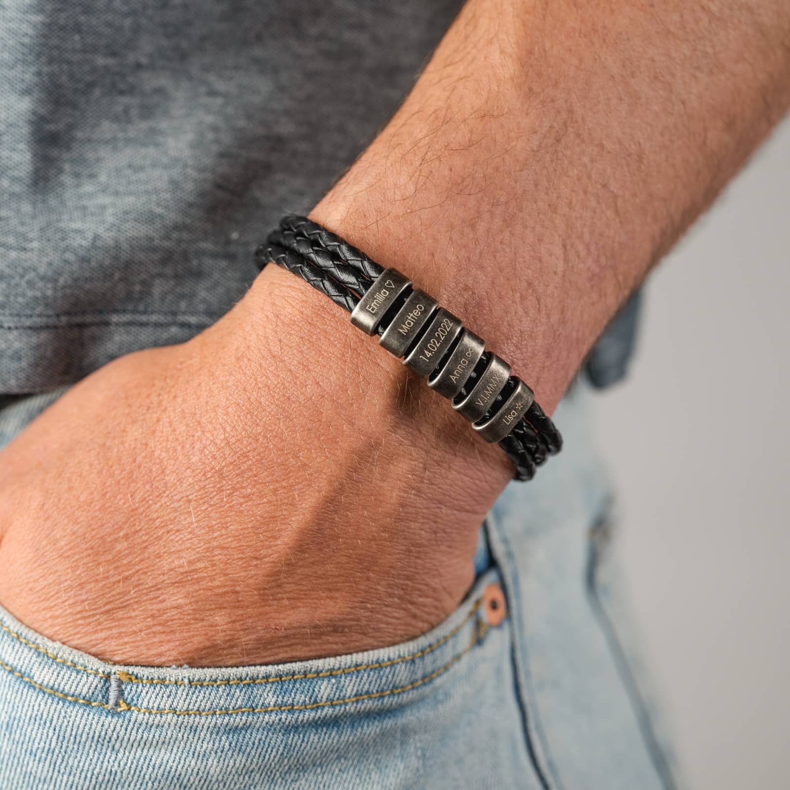 Lederarmband mit gravierten oxid Beads