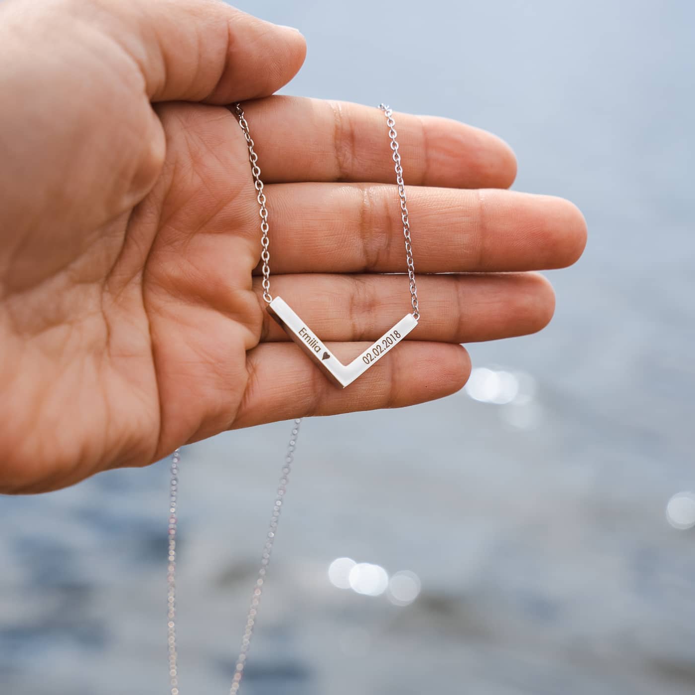 Victory necklace with engraving